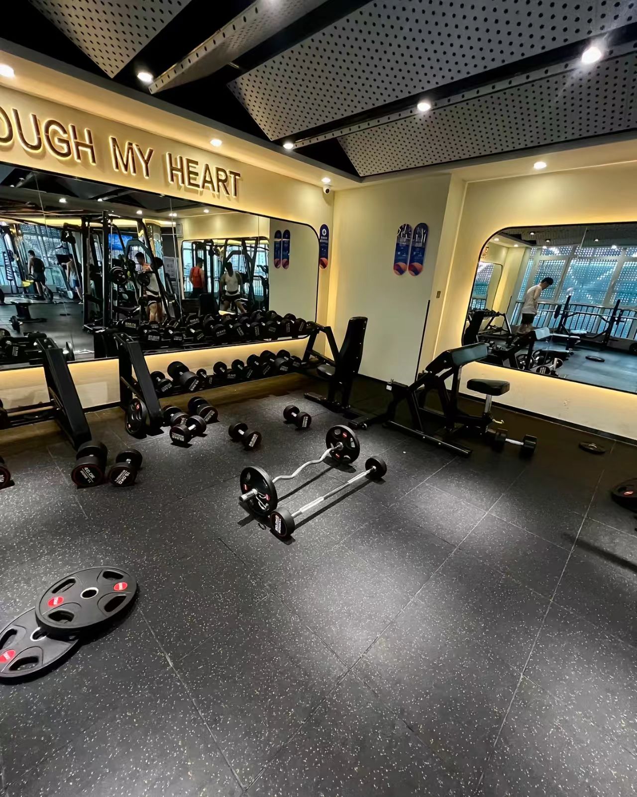 Rubber Flooring — The Reliable Choice for Modern Fitness Spaces