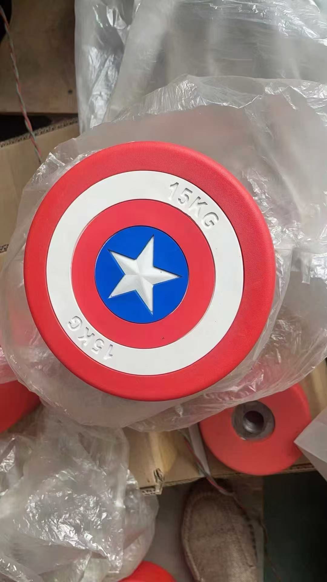 美队哑铃3.jpg 美队哑铃3.jpg