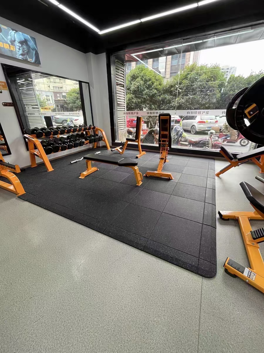 Durable Rubber Flooring That Works Every Day